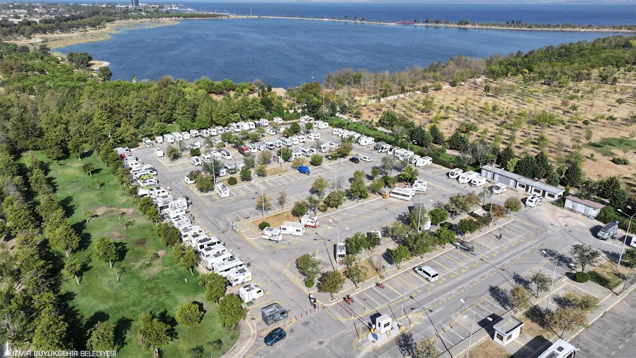 Karavvan Parkı Dolu