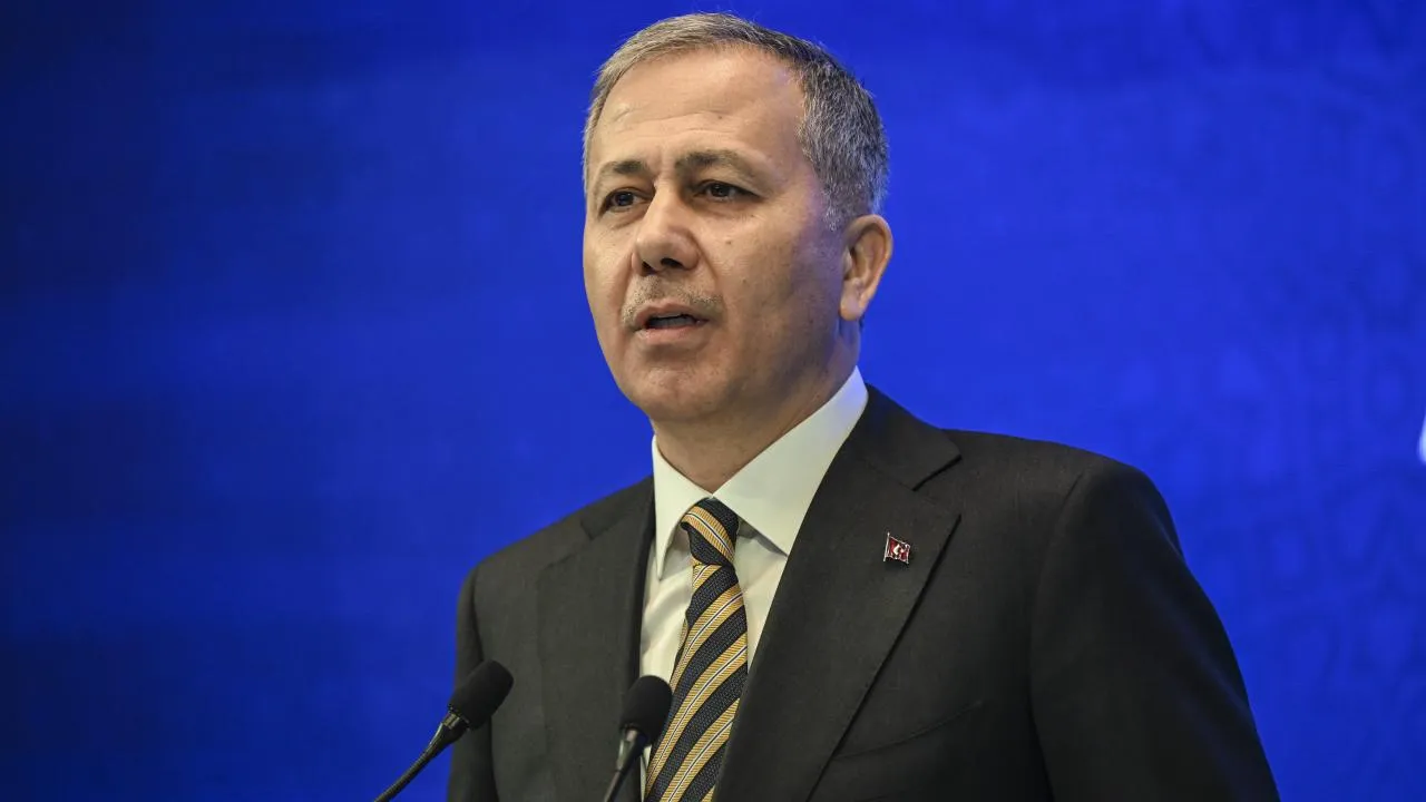 Ali Yerlikaya Aa 2377410