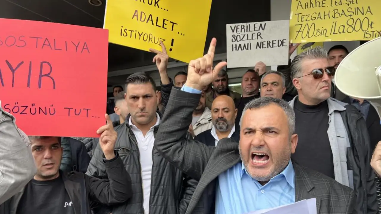 Bostanli Pazar Yerinin Devri Tepki Cekti Pazarcilar Karsiyaka Belediyesinin Kapisina Dayand (1)