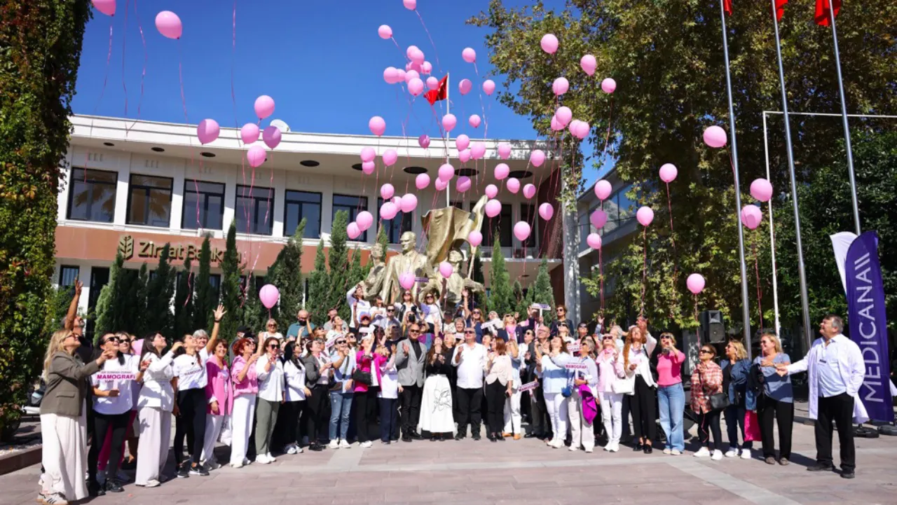Çeşme’de Sağlığa Pembe Adımlar Atıldıphoto 2025 10 10 14 22 11
