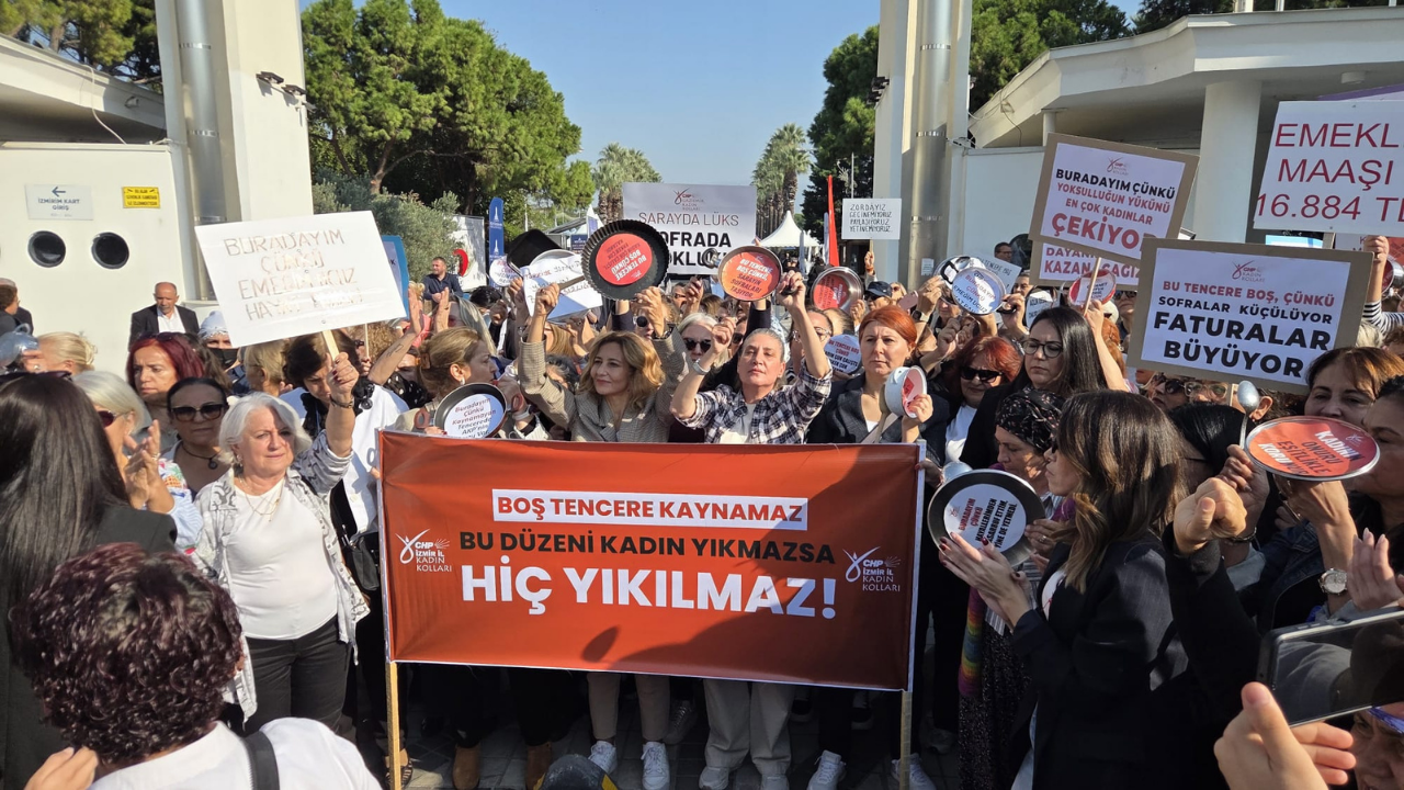 Chpli Kadinlardan Bos Tencere Yuzyili Eylemi Bu Duzeni Kadin Yikmazsa Hic Yikilmaz (2)