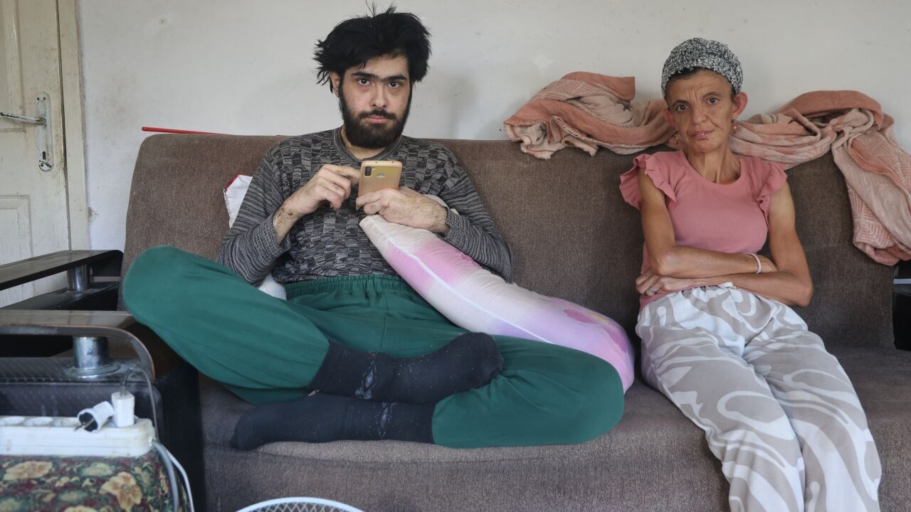 Cocugun Telefon Bagimlisi Olma (4)