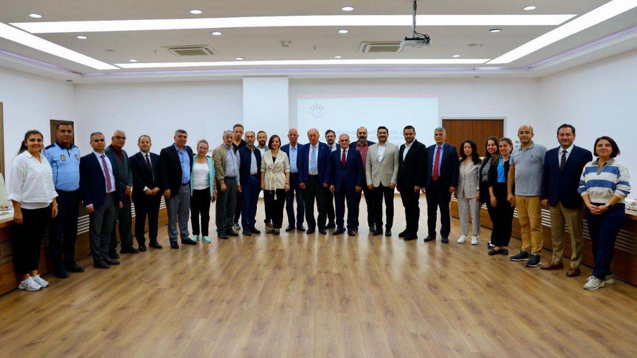 Karabaglar Atik Yonetimi Toplantisiyla Bir Ilk Oldu (1)