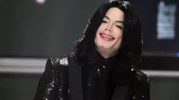 Michael Jackson’ın Kızı Isyan Etti “Gerçek Yerine Efsane Anlatılıyor” (1)-1