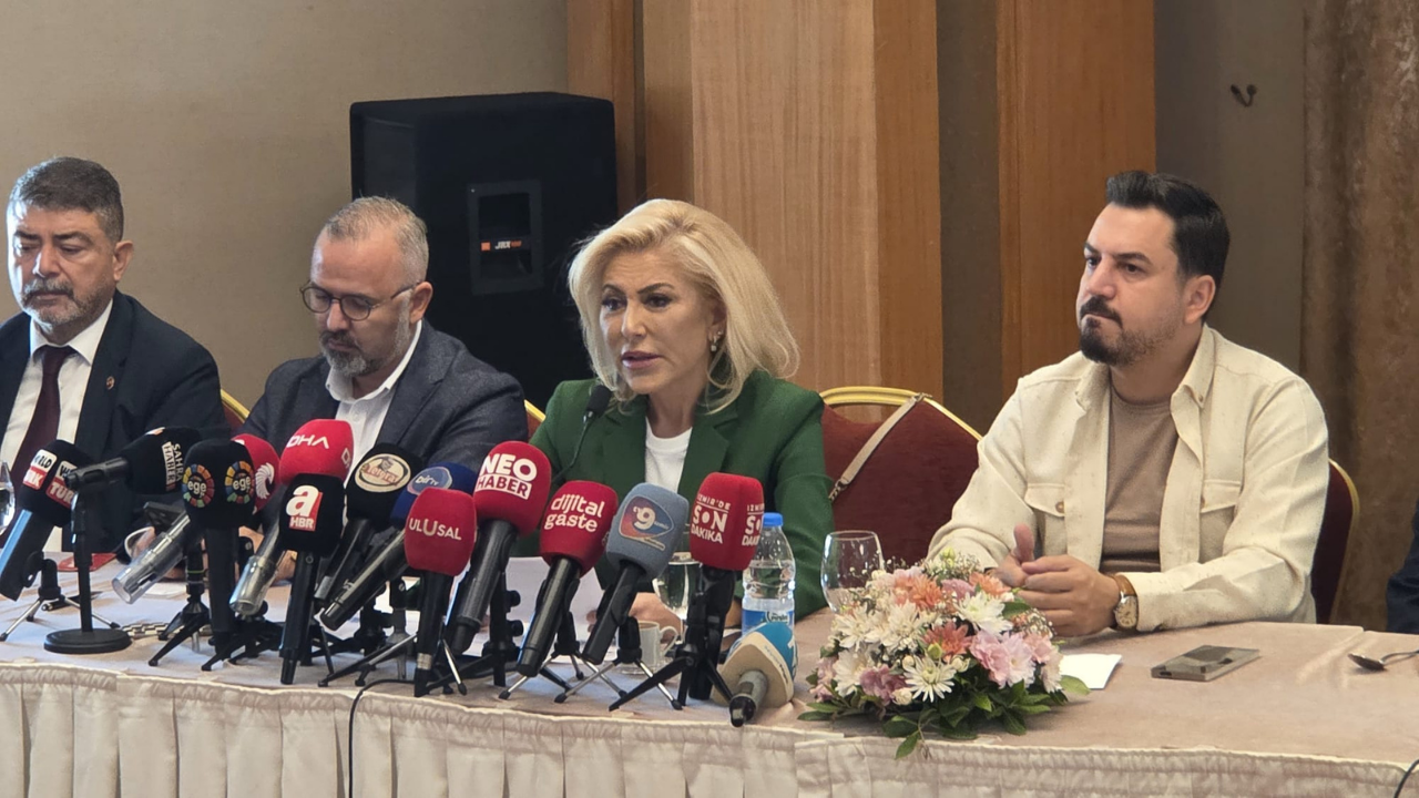 Sebnem Bursali Basinin Emegi Caliniyor Izmir Halki Dolandiriliyor (4)