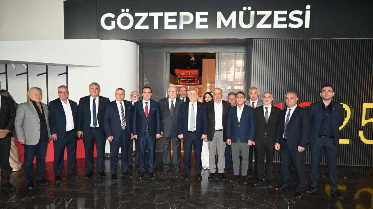 Umit Ozdagdan Goztepe Spor Kulubu Ziyareti (2)