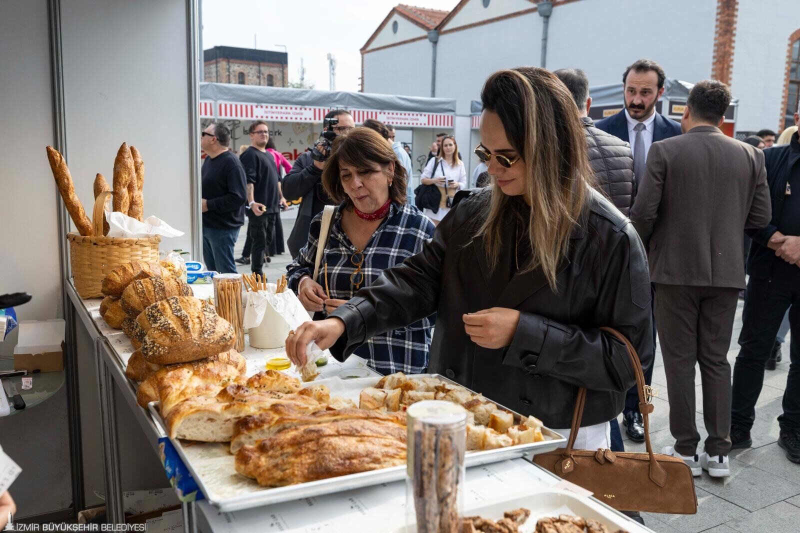 8. İzmir Gastrofest Başladı İzmir’in Bereketli Mutfağı Dünya Sahnesine Taşınıyor (2)