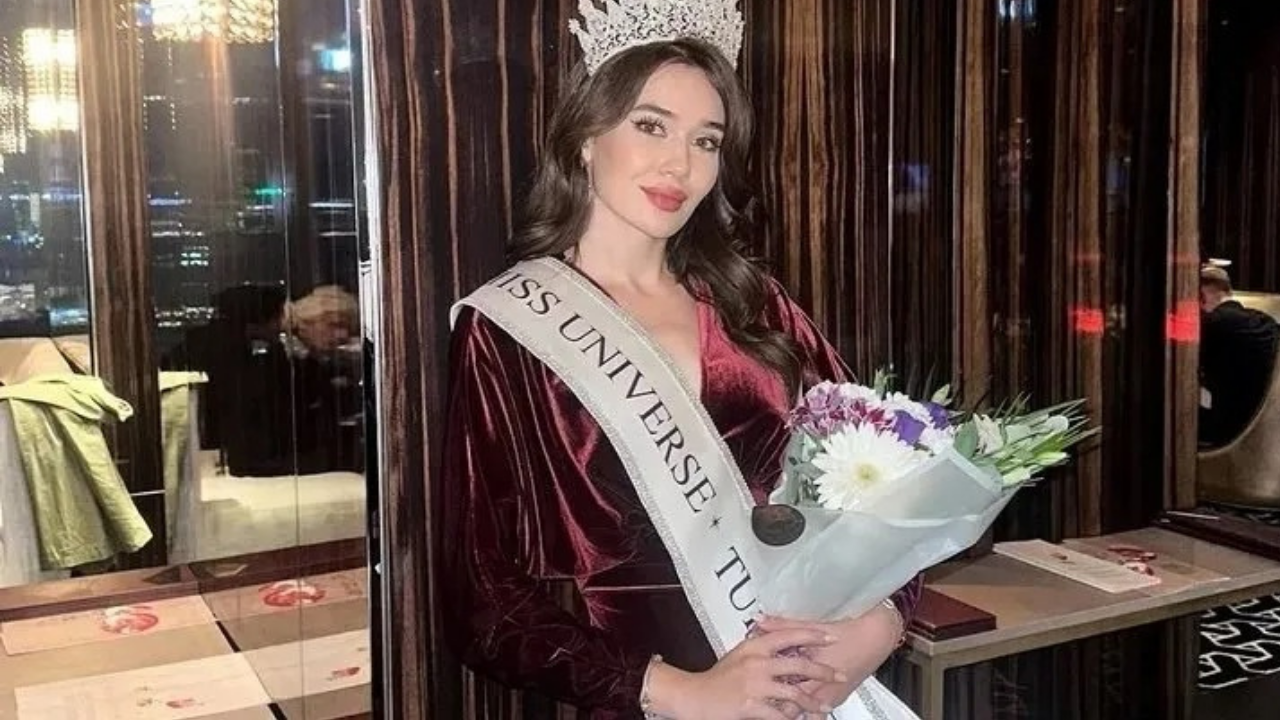 Ceren Arslan Kac Yasinda 3