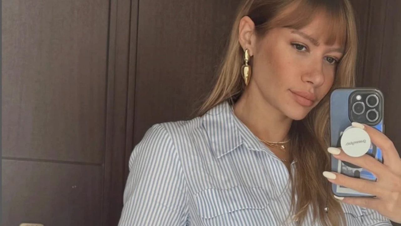 Didem Belen Kac Yasinda 5