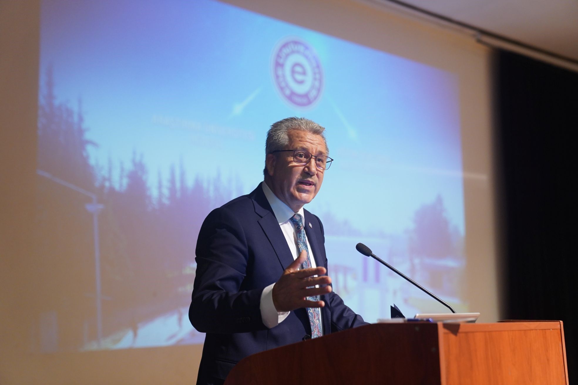 Ege Üniversitesi Dünyada 167’Nci, Türkiye’de Sekizinci Oldu (2)
