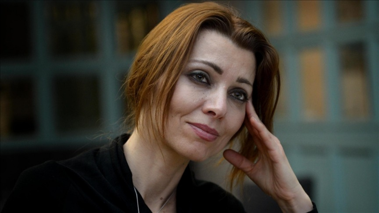 Elif Safak Kimdir 2