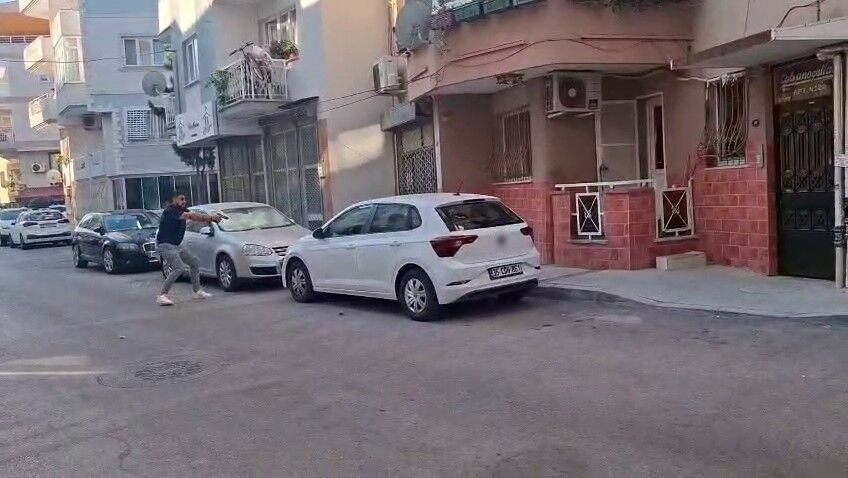 İzmir Balçova'da Polis Merkezine Saldırı Davasında Yeni Gelişme 2 Deaş'lı Adliyede (1)