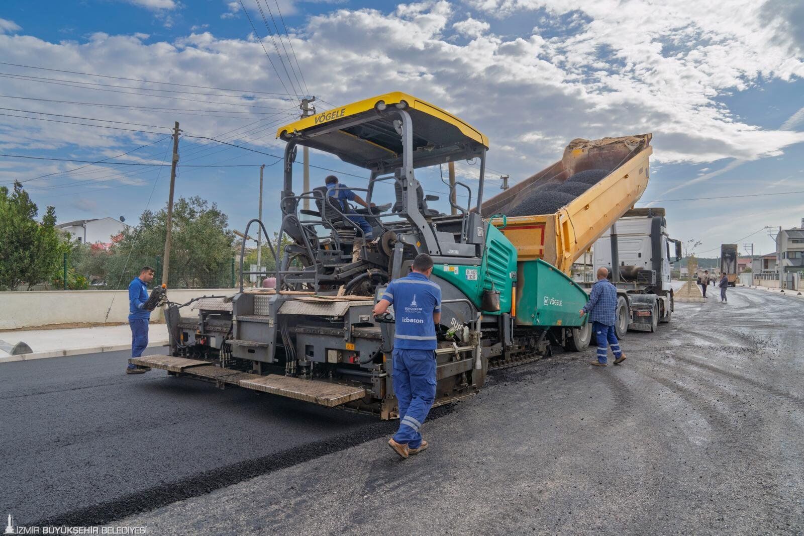 İzmir Büyükşehir'den Urla’da 75 Günde Dönüşüm Kemal Ertan Ve Nur Dikmen’e Yeni Çehre (2)