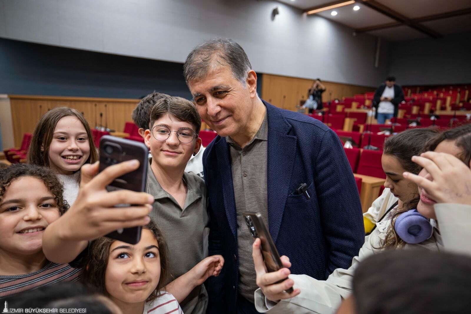 İzmir Çocuk Meclisi Toplandı “Biz Geleceğiz, Sesimizi Duyun” (3)