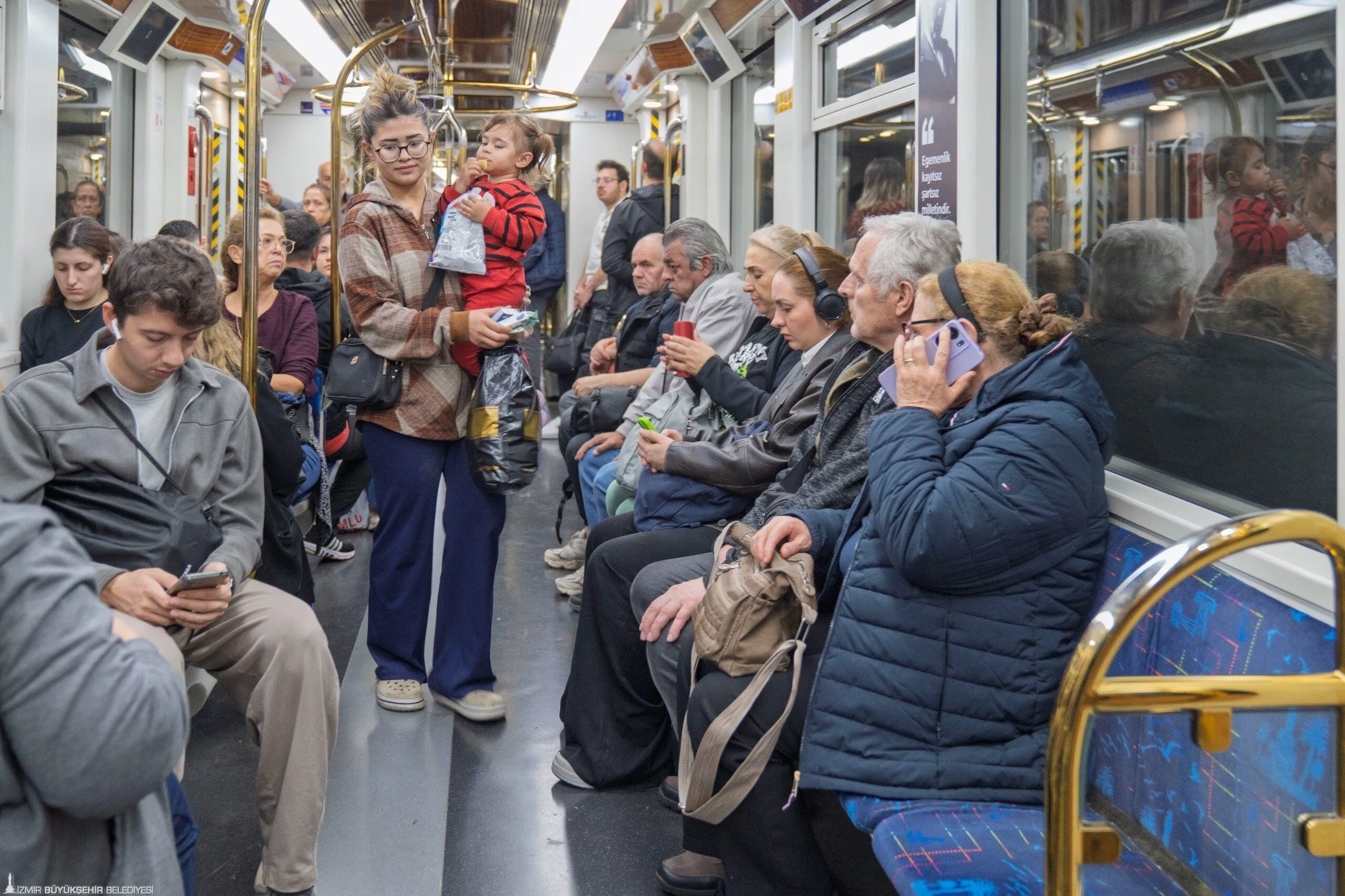İzmir Metrosu’nda Yeni Dönem Tüm Istasyon Ve Tünellerde Kesintisiz Iletişim Başladı (2)
