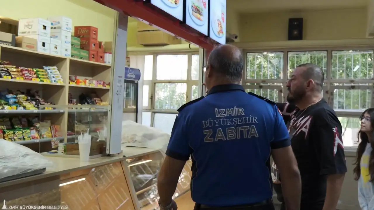 İzmir’de Okul Kantinleri Ve Kırtasiyelere Sıkı Denetim İşletmelere Ceza Yağdı (3)