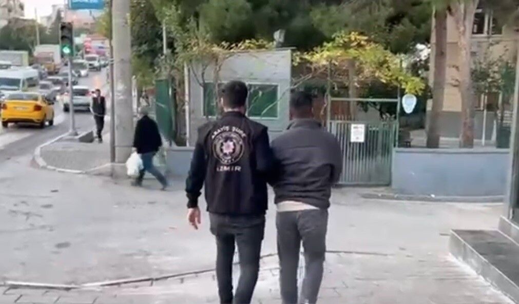 Izmirde Safak Operasyonu