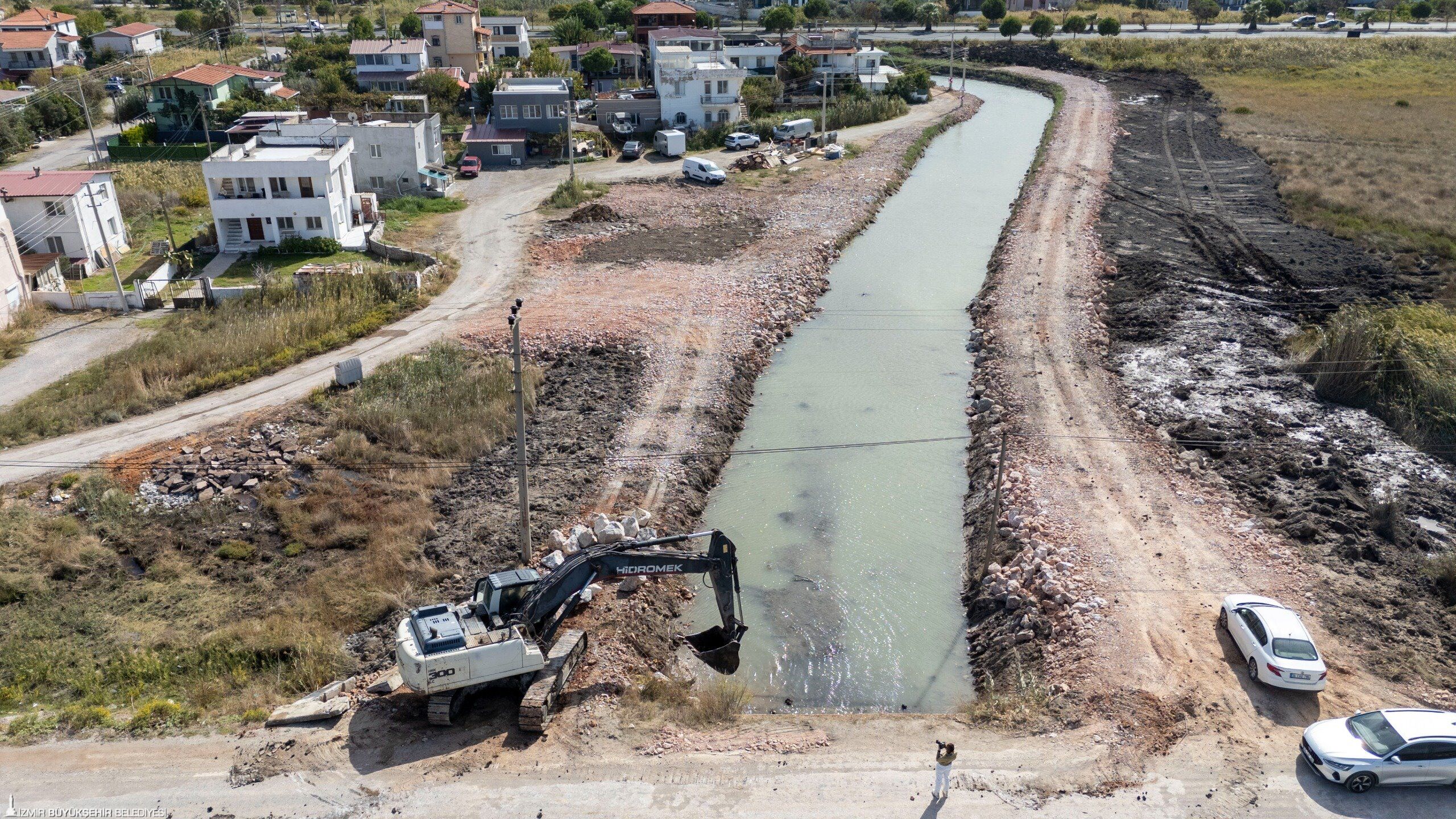 İzsu İzmir Yarımadasını Kışa Hazırladı Derelerden 100 Bin Ton Malzeme Çıkarıldı (3)