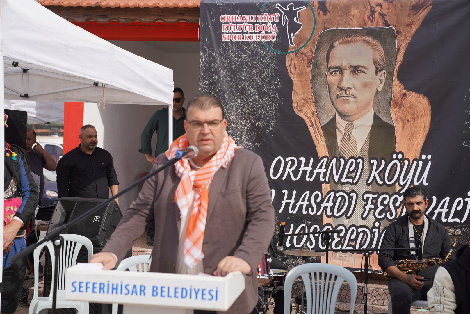 Seferihisar’da Zeytin Zamanı Orhanlı Köyü'nde Hasat Festivali Başladı (3)