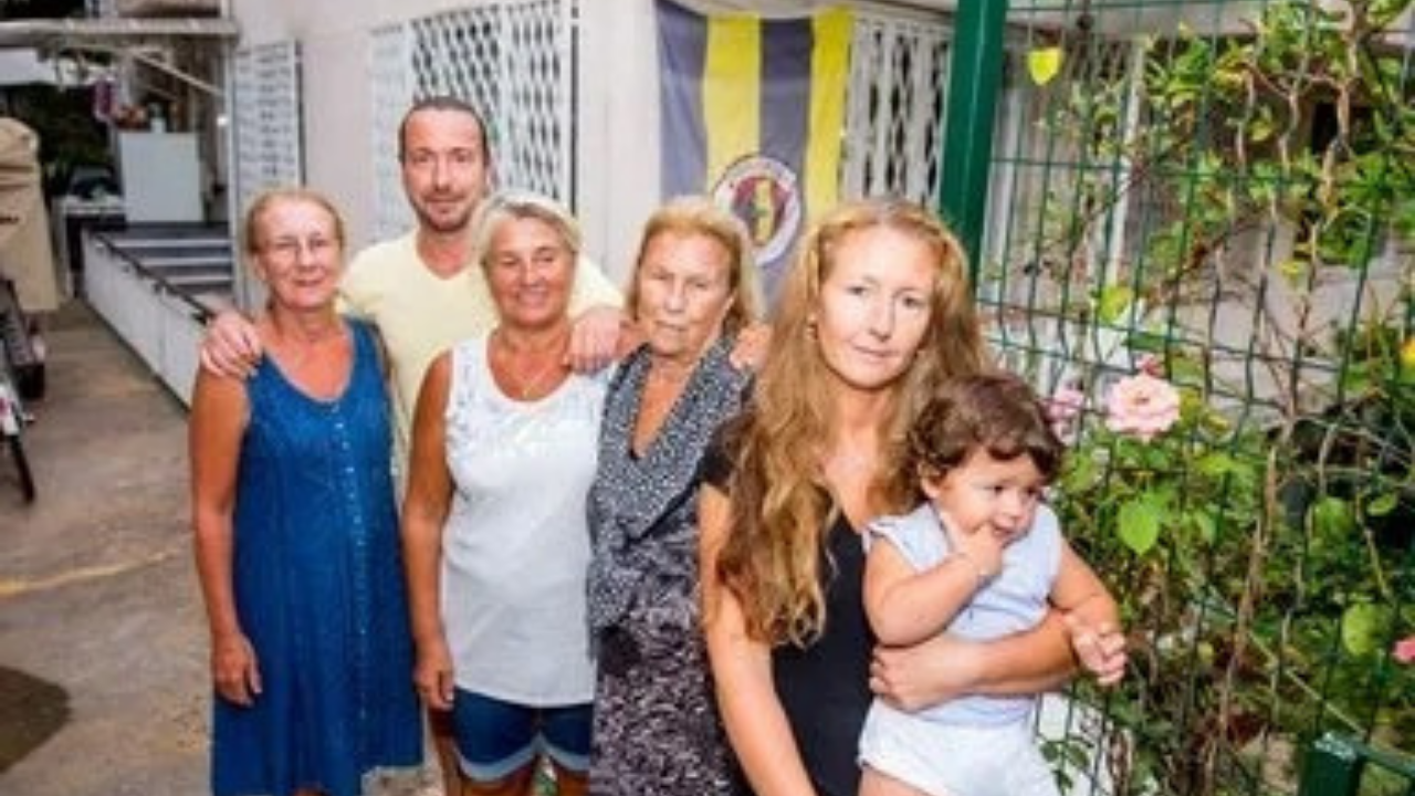 Stavrini Kucukandonyadis Kimdir 3