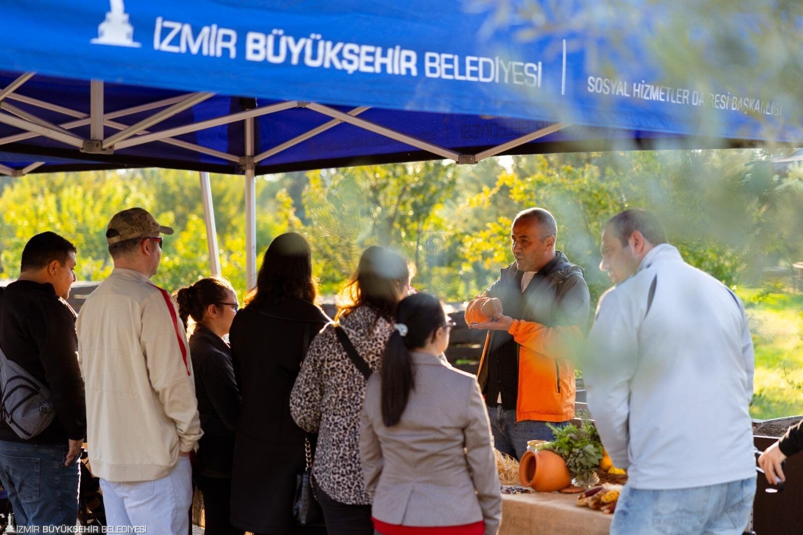 İzmir Büyükşehir’den Engelsiz Etkinlik Tohumdan Sofraya Tarım Eğitimi (1)