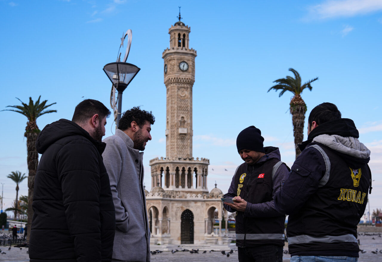 Izmirde Yilbasi Tedbirleri Kapsaminda Dron Destekli Asayis Uygulamasi Baslatildi 10E0004472D1