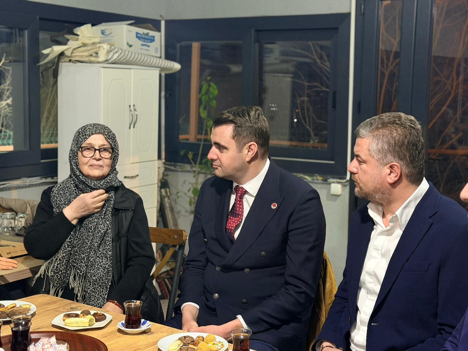 Chpli Gucten Calik Ailesine Destek Ziyareti Bu Artik Tutukluluk Degil Iskencedir 3
