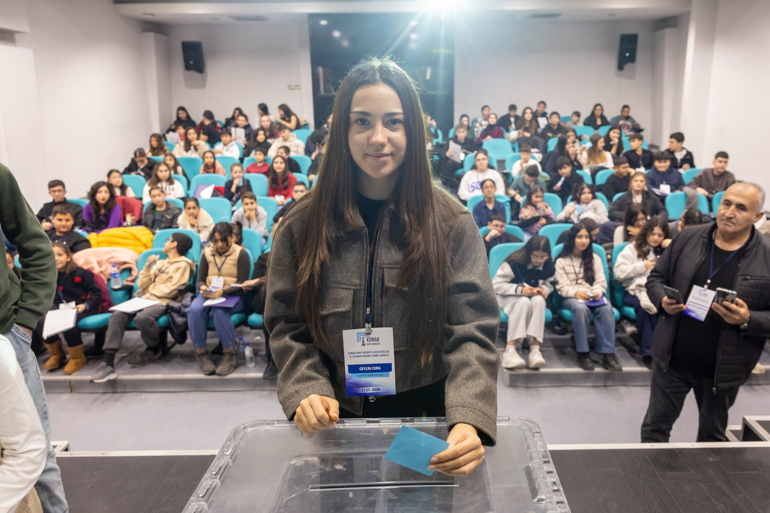 Konak’ın Çocuk Meclisi’nde Seçim Heyecanı (7)