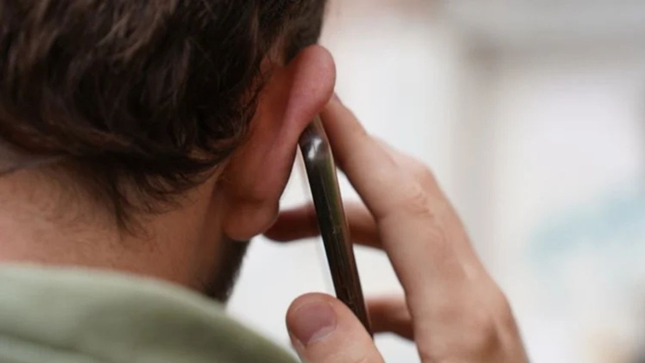 Telefonu Açarken Neden 'Alo' Dendiği Ortaya Çıktı!