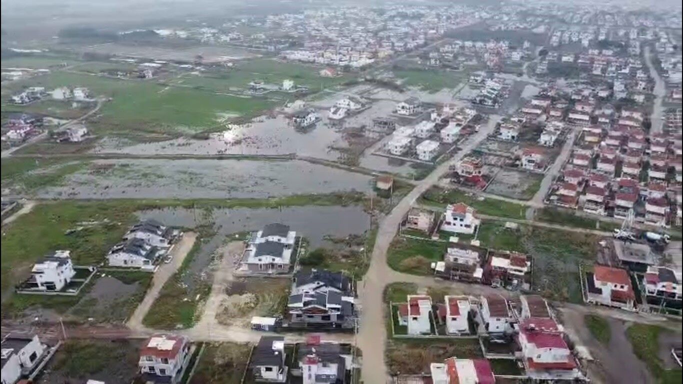 Dikili Sel Felaketi (2)