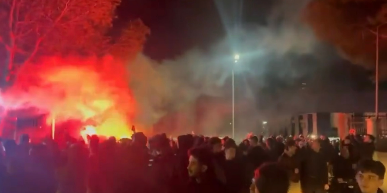 Izmir Bornova Protesto
