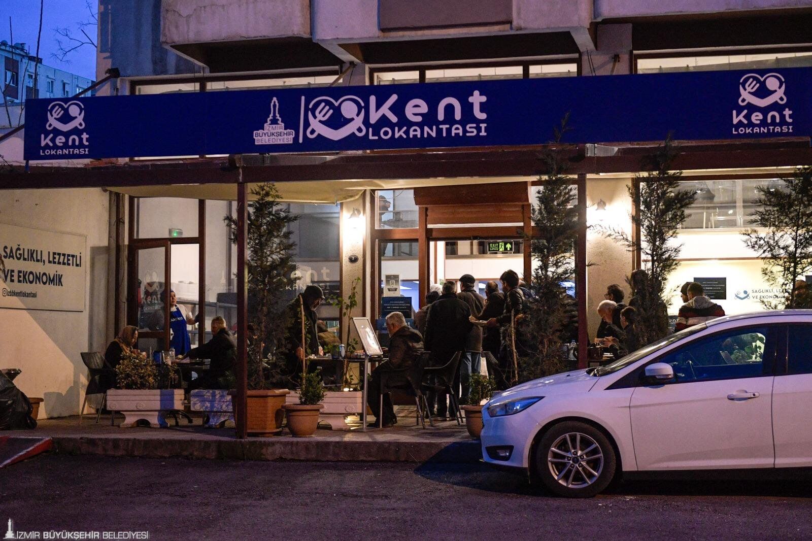 Izmir Buyuksehir Iftar (4)