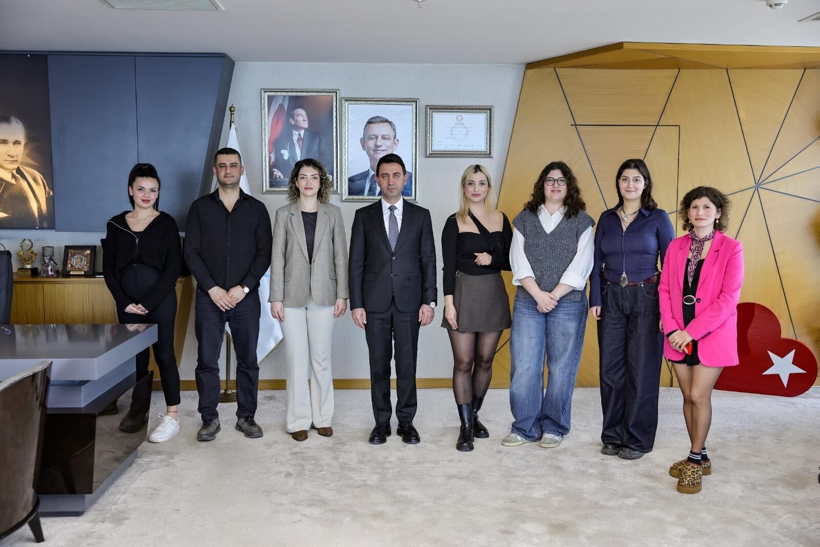 Bayraklı Belediyesi Ve Pi Gençlik Derneği'nden Stratejik İş Birliği (1)