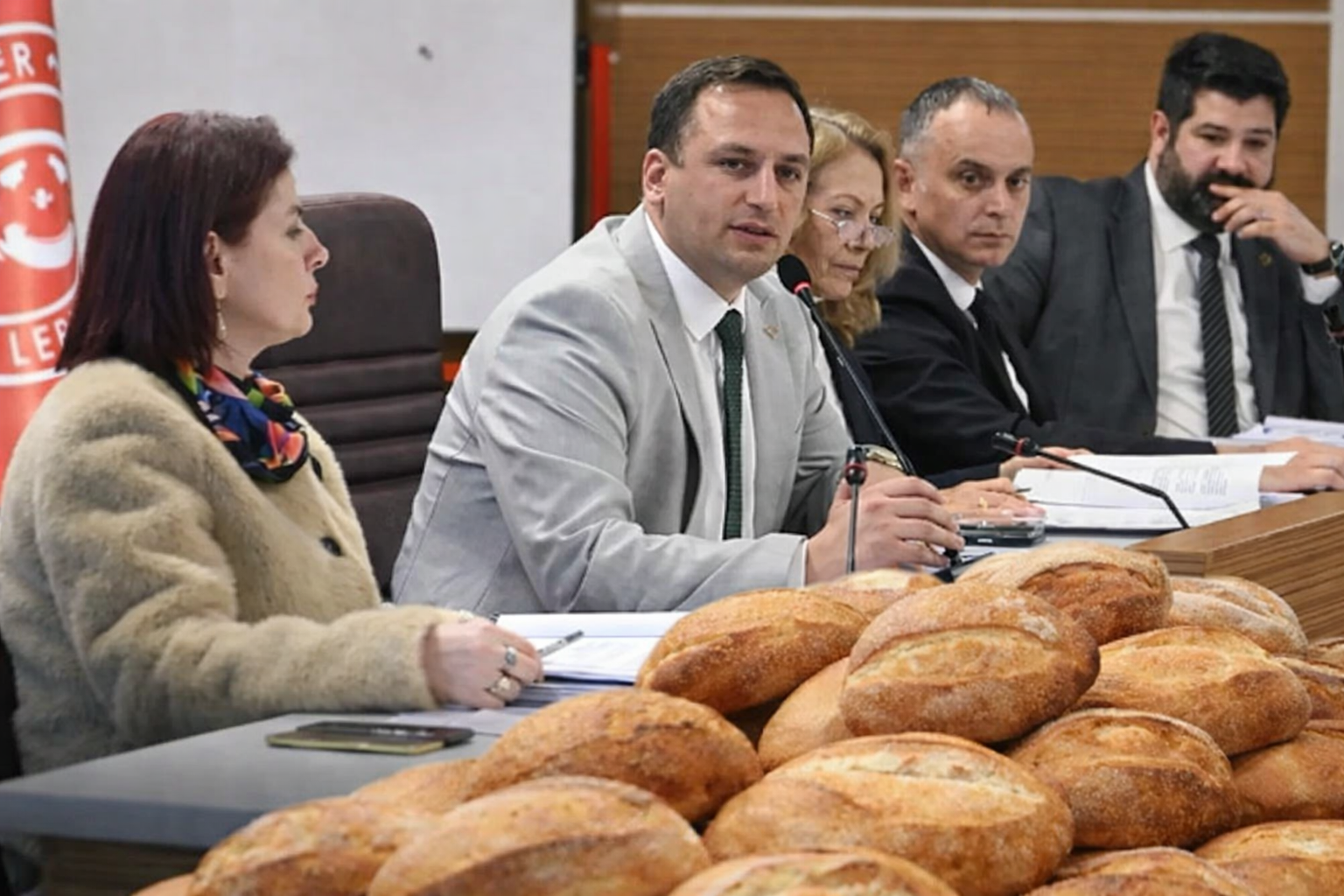 Ekmek Fırını Eksi