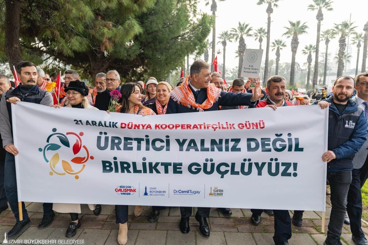 Izmir Buyuksehir (1)-1