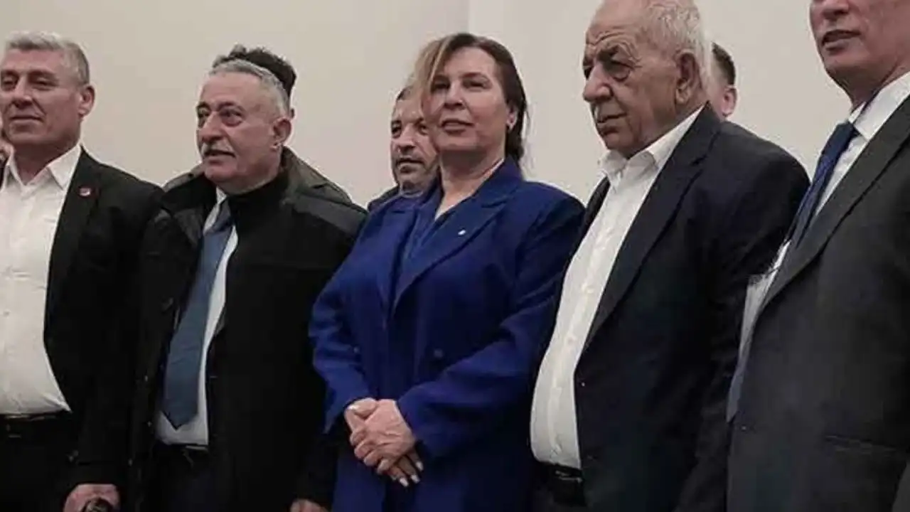 Izmir Kahveciler Odasi Tarihi Degisim (1)