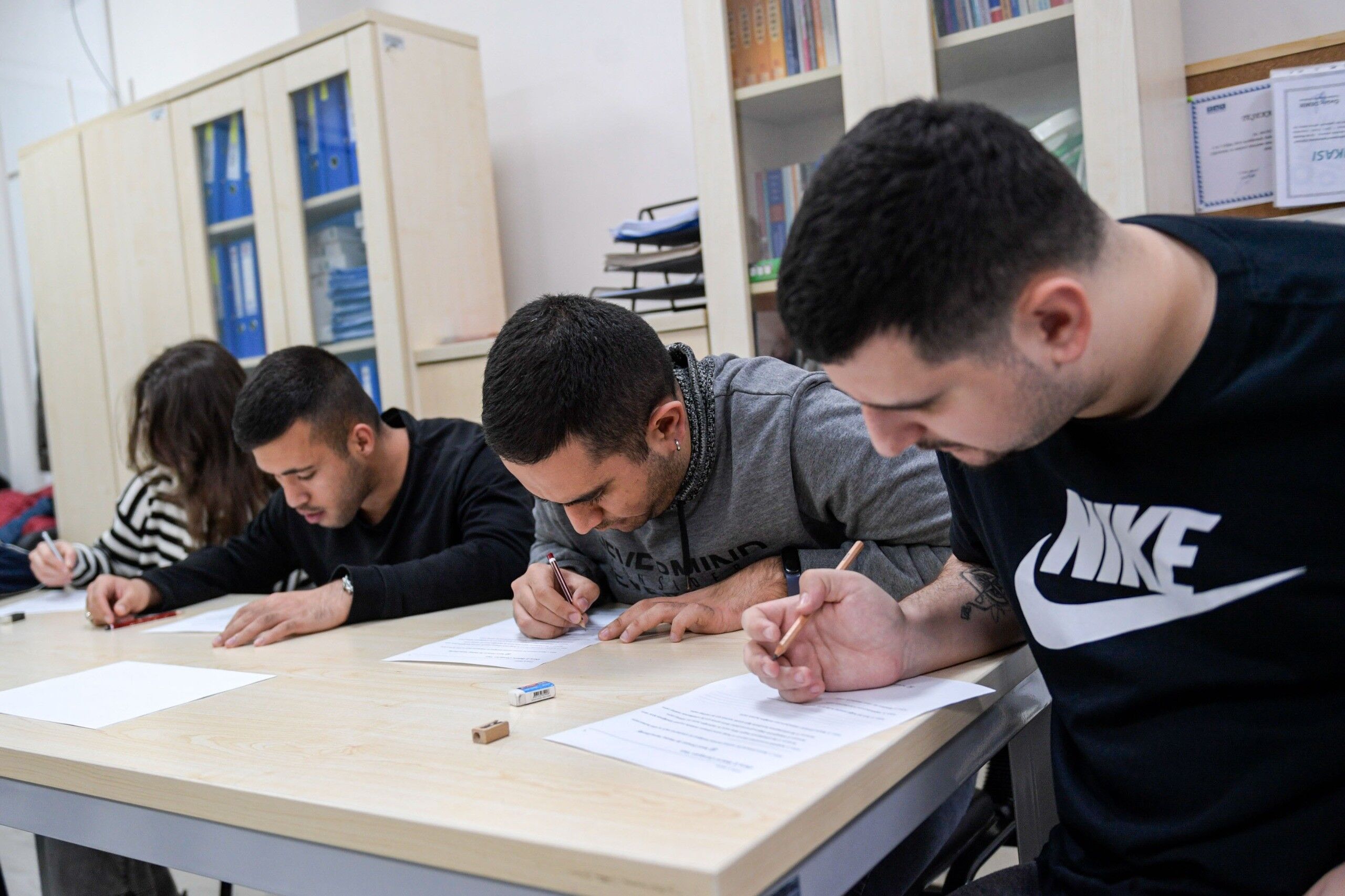 Is In Izmir (2)