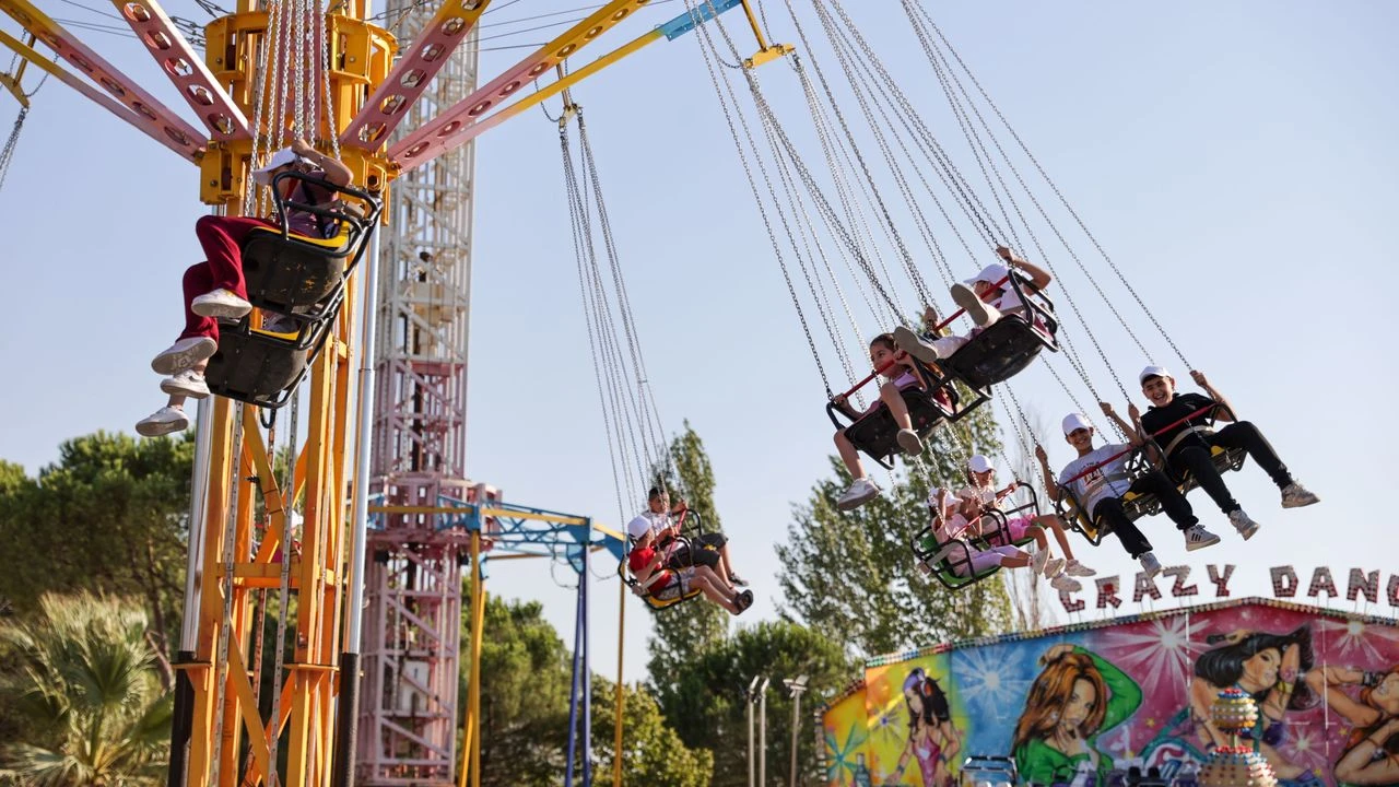Baskan Dumandan Cocuklara Lunapark Surprizi 8