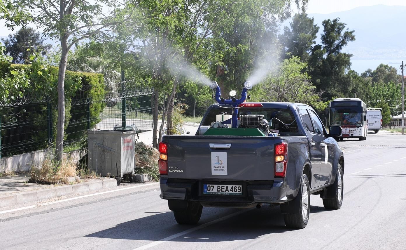 Bayraklida Yaz Boyunca İlaçlama Seferberli̇ği̇ (1)