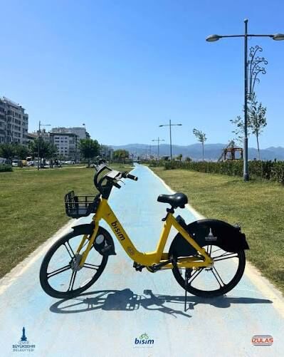 İzmir Bi̇si̇m Kaç Tl